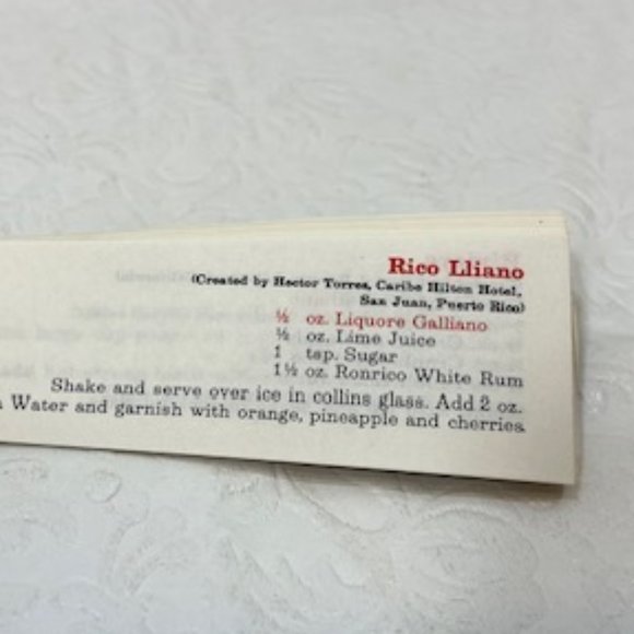 Vintage Liqueur Galliano Alcohol Drinks Cocktail Mixology Recipe Book 1969 5.5" - Picture 6 of 10